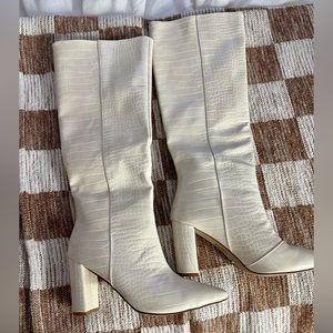 Billini white scale boot